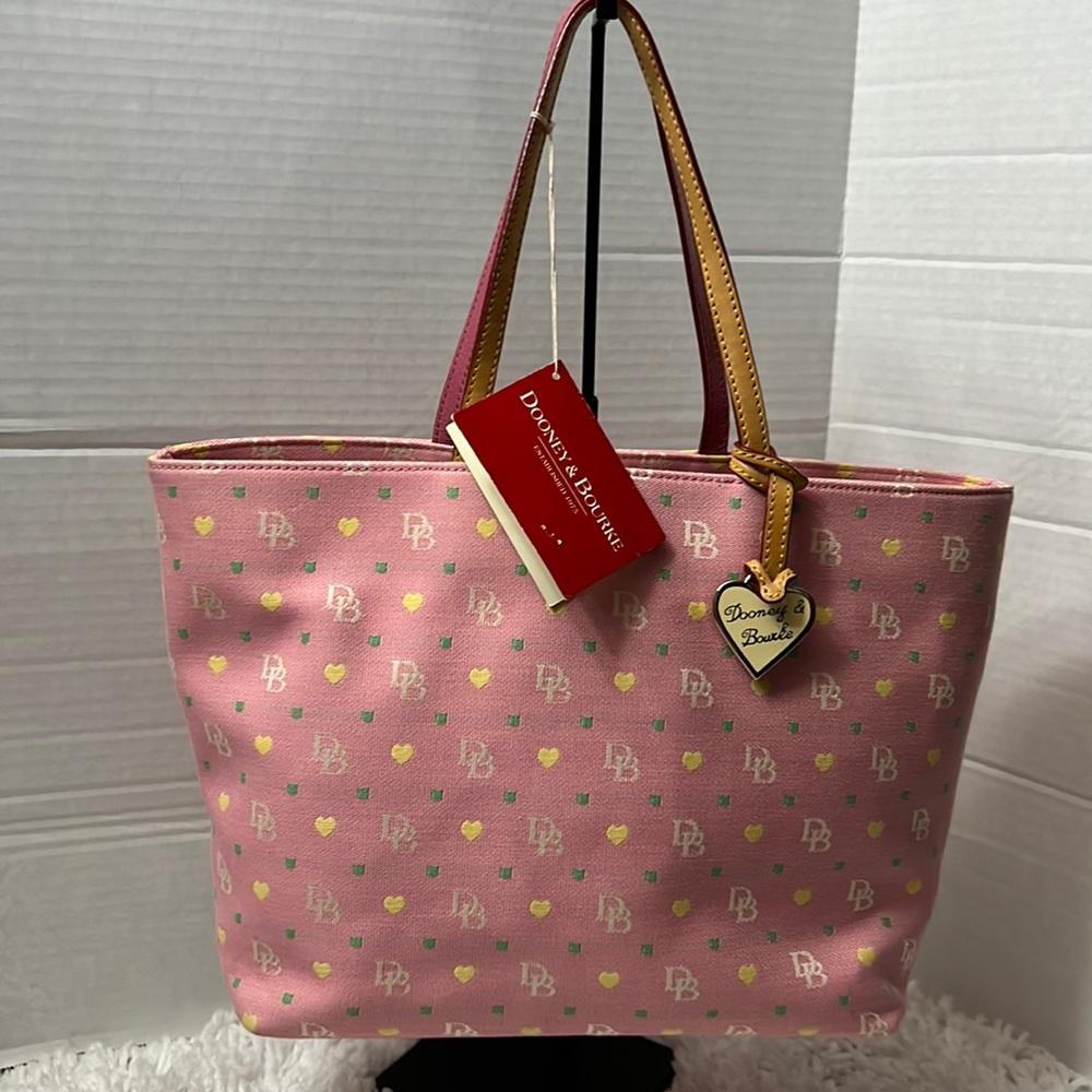 NWT DOONEY & BOURKE - Picture 1 of 9